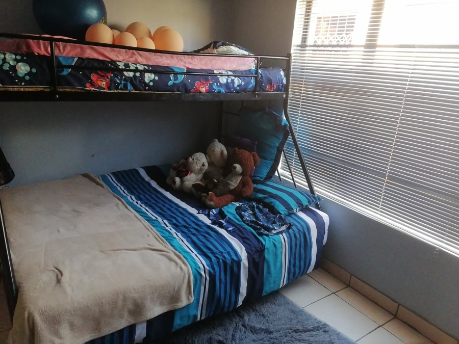 To Let 3 Bedroom Property for Rent in Vista Park Free State